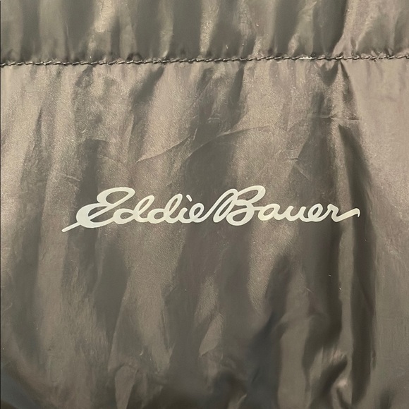 Like New - Eddie Bauer Men's CirrusLite Down Hooded Jacket, Black - Picture 6 of 7